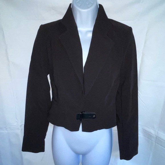 Cropped Blazer - Picture 1 of 5